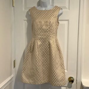 WHITE HOUSE/BLACK MARKET Metallic Cream/Gold Formal ElegantCocktail Dress size 0